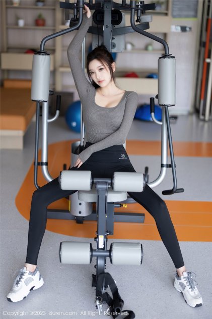 国产偷拍制服丝袜