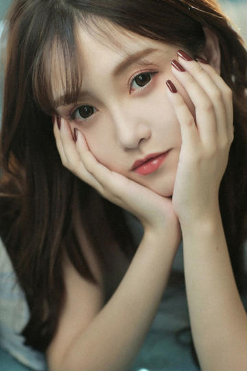 男人扒女人衣服摸身体视频